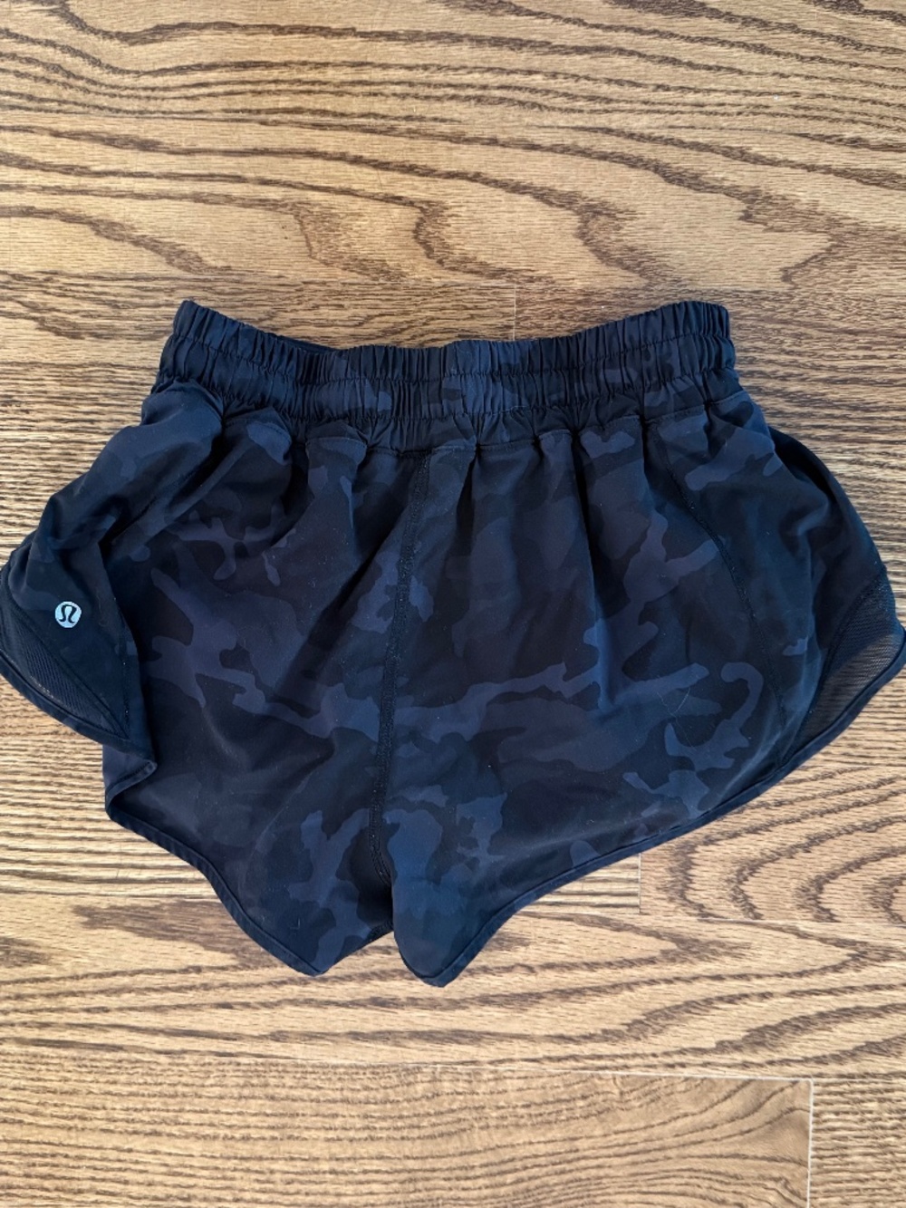 Lululemon Athletic Shorts size 6 Black Camo